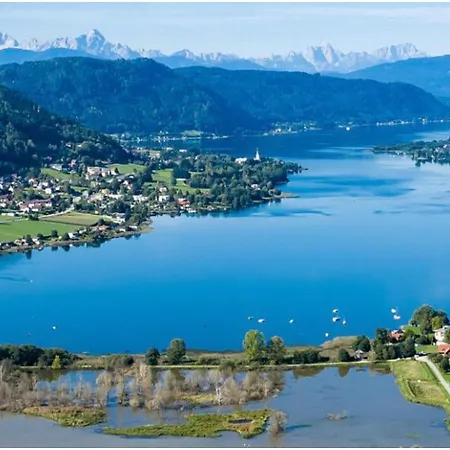 In Bodensdorf Am Ossiachersee With Terrace * Tratten (Feldkirchen)